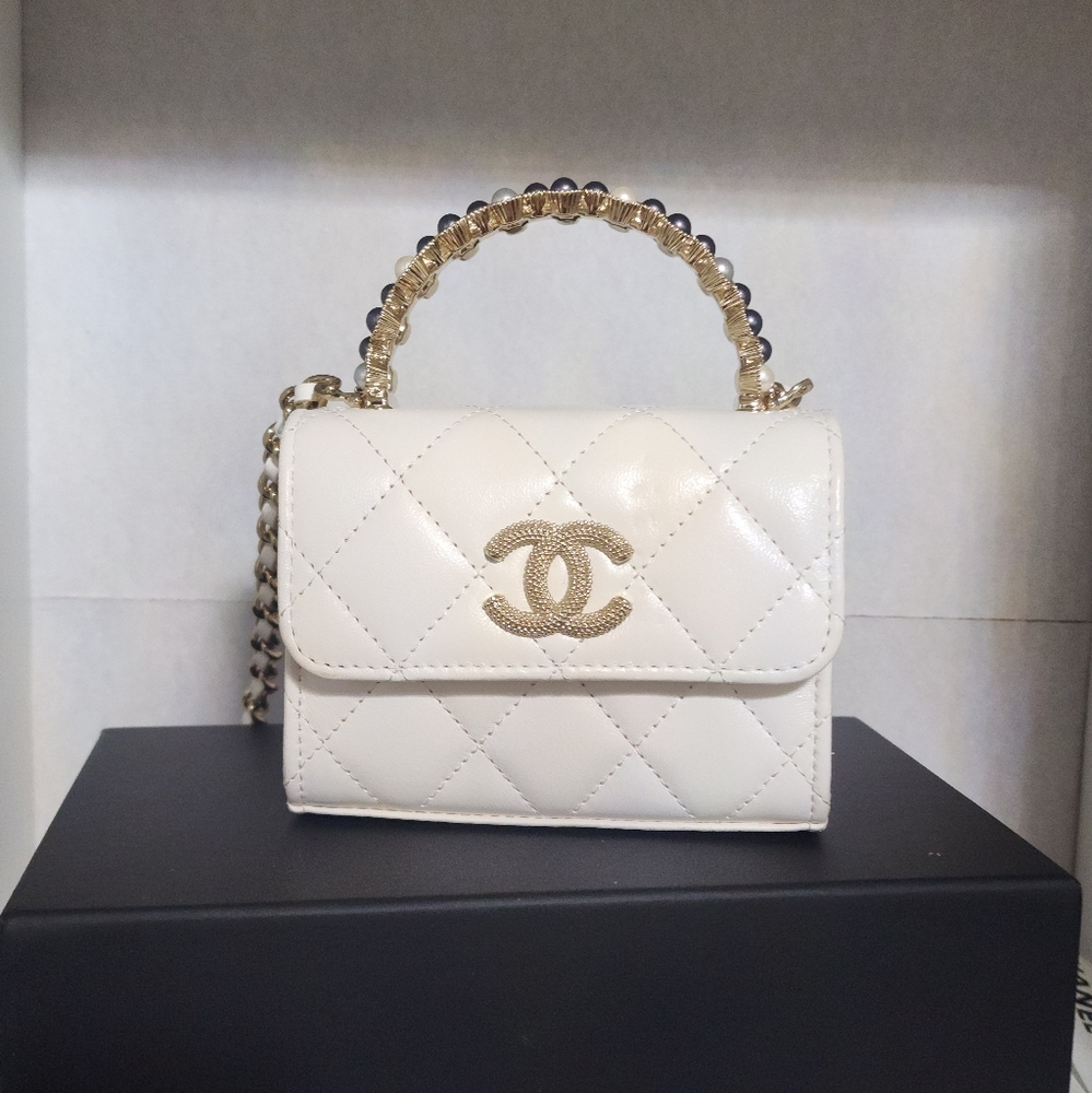 Chanel Mini Matelasse Lambskin Chain Shoulder Bag Top Handle White Gold Metal...